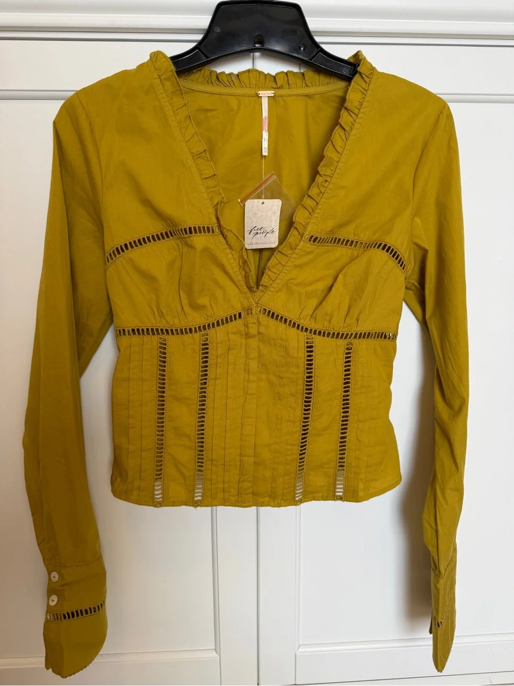 Free People Olive Mustard V-Neck Eyelet Blouse NWT XS
